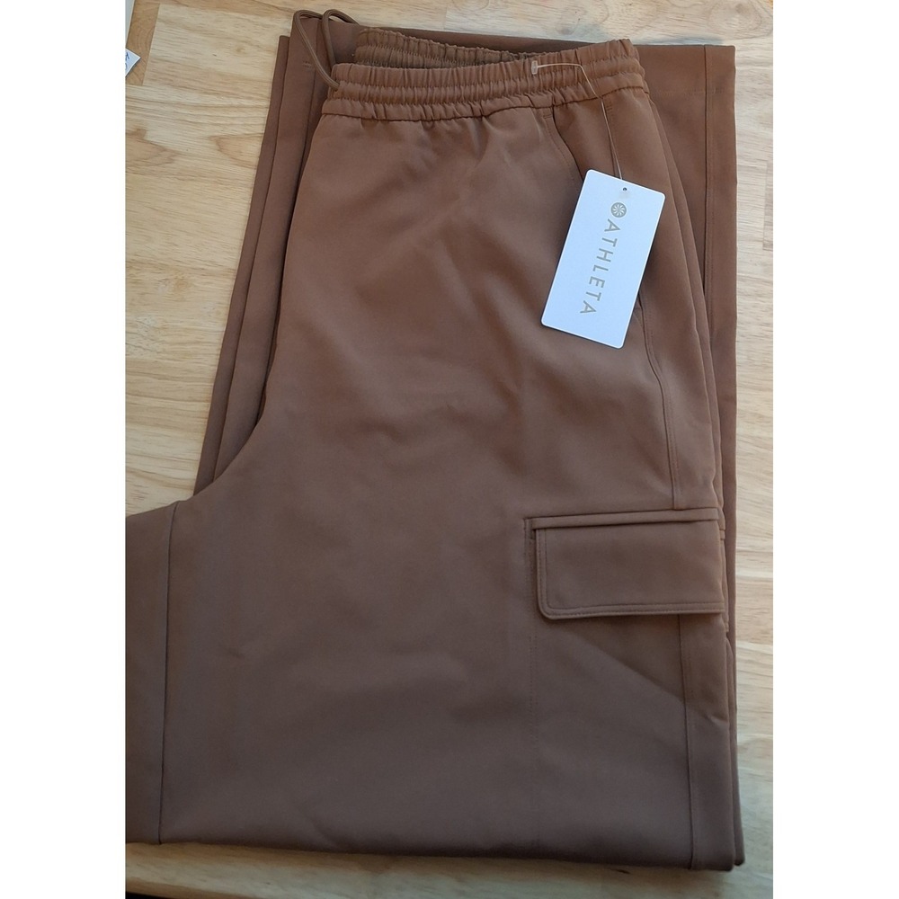 NWT Athleta Promenade Cargo Wide Leg Pant- Size Large Walnut Brown - Picture 3 of 9